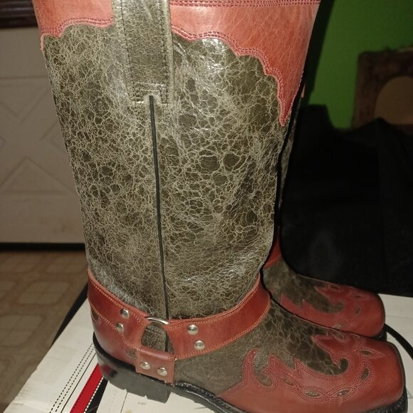 ROCKIN LEATHER HARNESS BOOTS - Picture 3 of 6